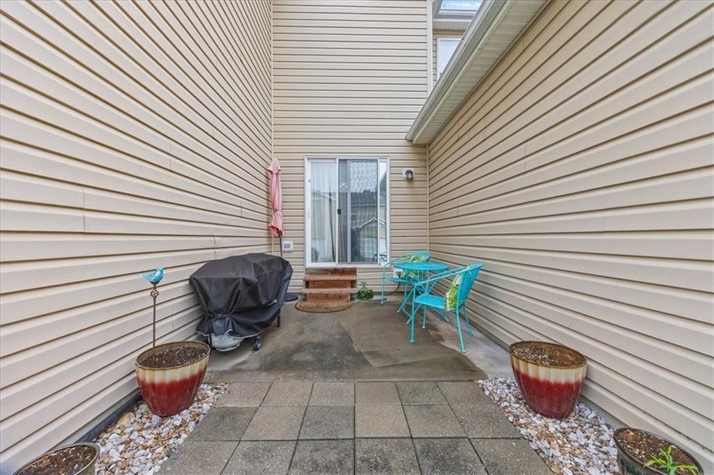 8104 N Oakley Avenue — photo 9
