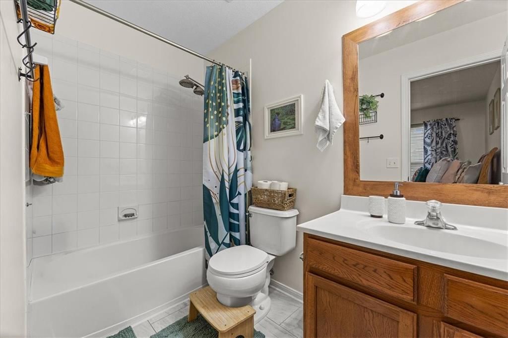 8104 N Oakley Avenue — photo 19
