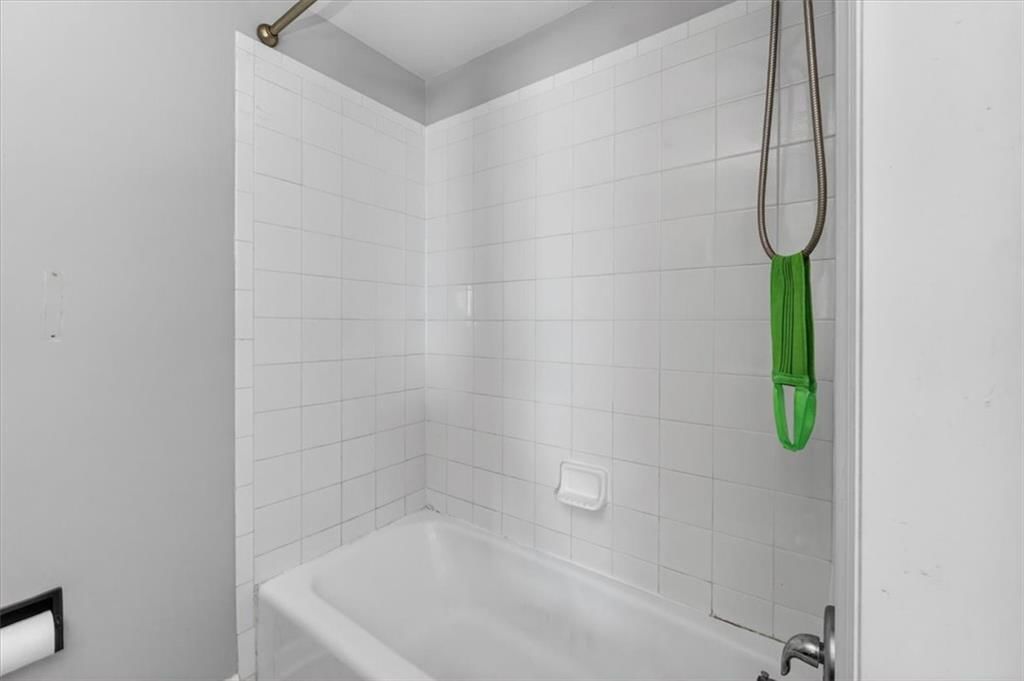 4430 Jarboe Street — photo 13