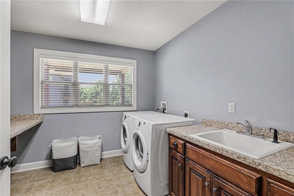 8440 Brunswick Street — photo 18
