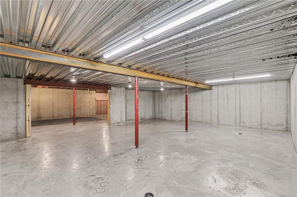 8440 Brunswick Street — photo 33
