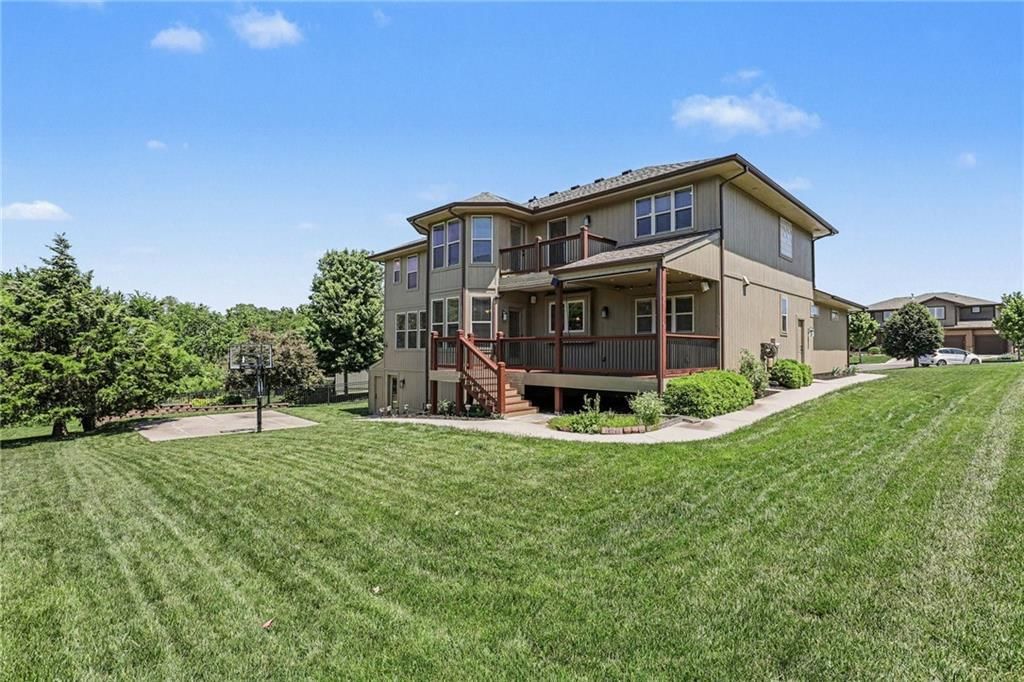 8440 Brunswick Street — photo 37