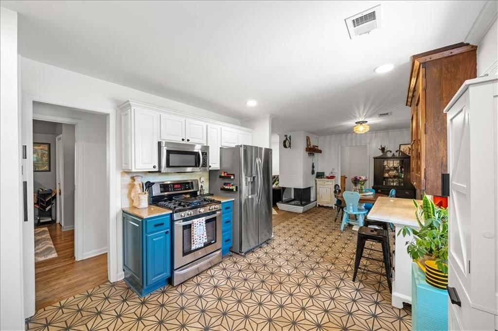6325 Maple Drive — photo 9