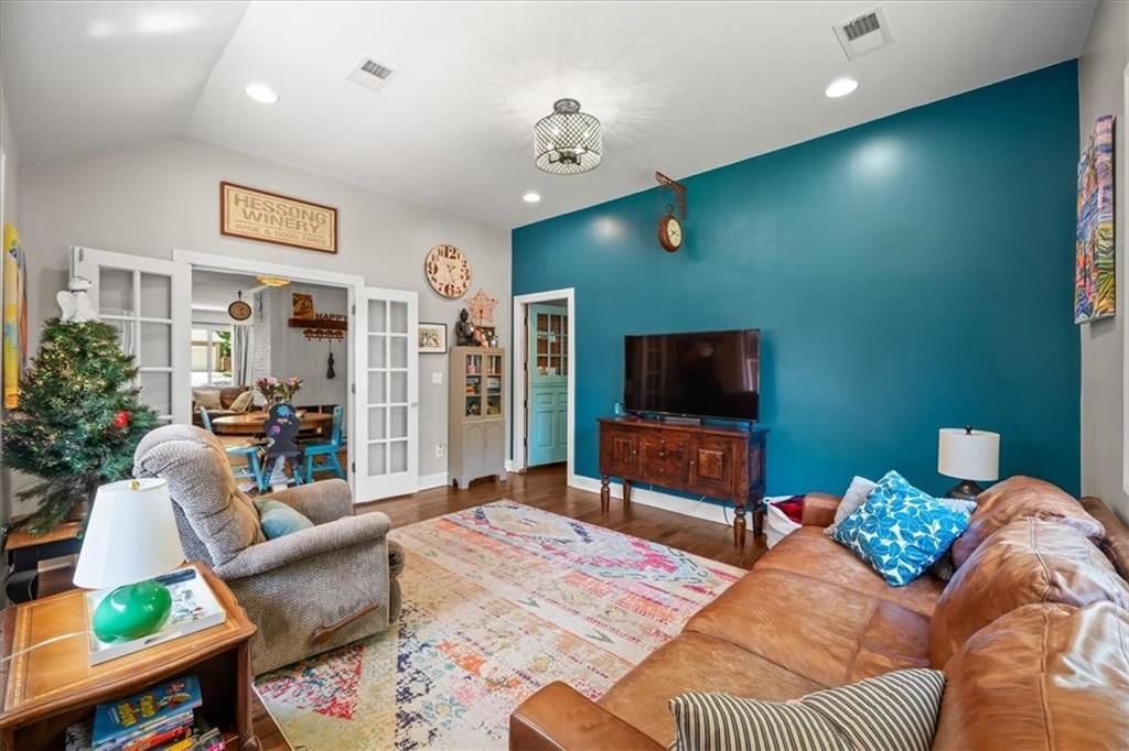 6325 Maple Drive — photo 11