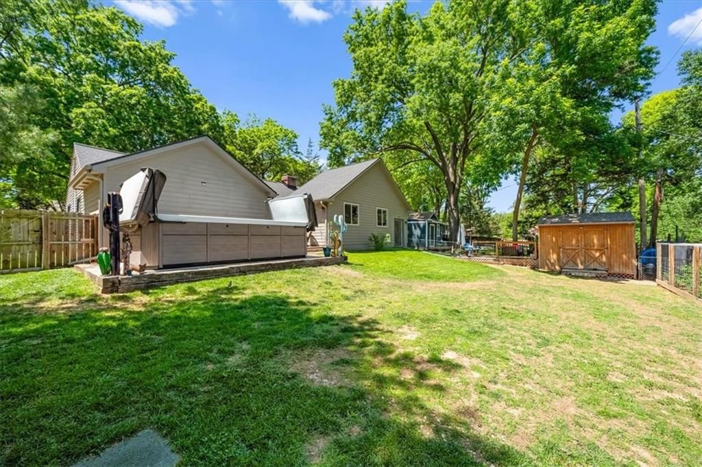 6325 Maple Drive — photo 33