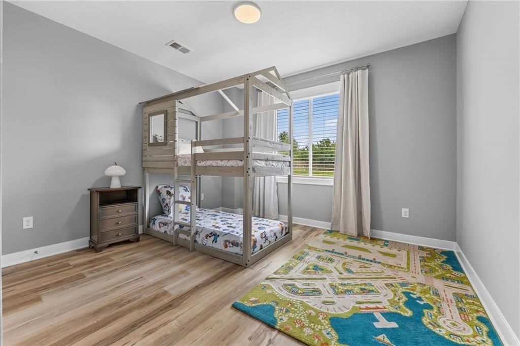 7029 N Cambridge Avenue — photo 29