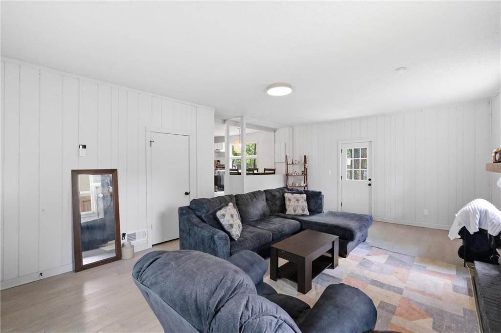 7302 Elm Avenue — photo 4