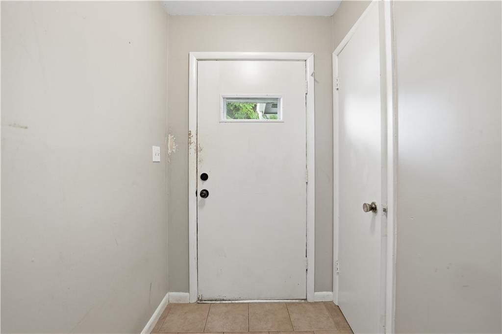 7708 W 96th Terrace — photo 3