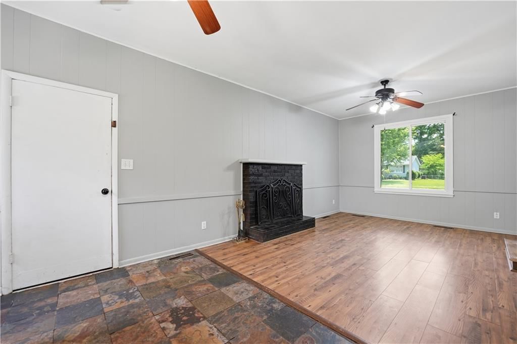 7708 W 96th Terrace — photo 9