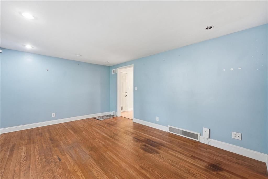 9507 Mcgee Street — photo 2