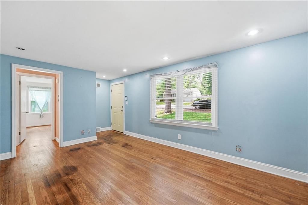 9507 Mcgee Street — photo 5