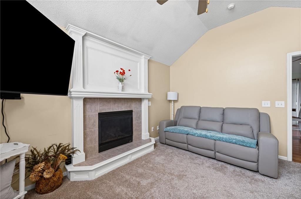 1700 Debrah Drive — photo 8