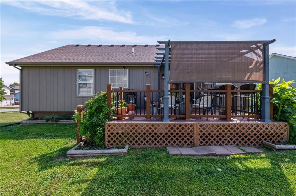 1700 Debrah Drive — photo 27