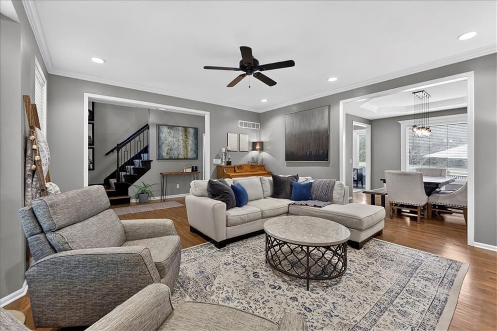 15173 W 154th Terrace — photo 3