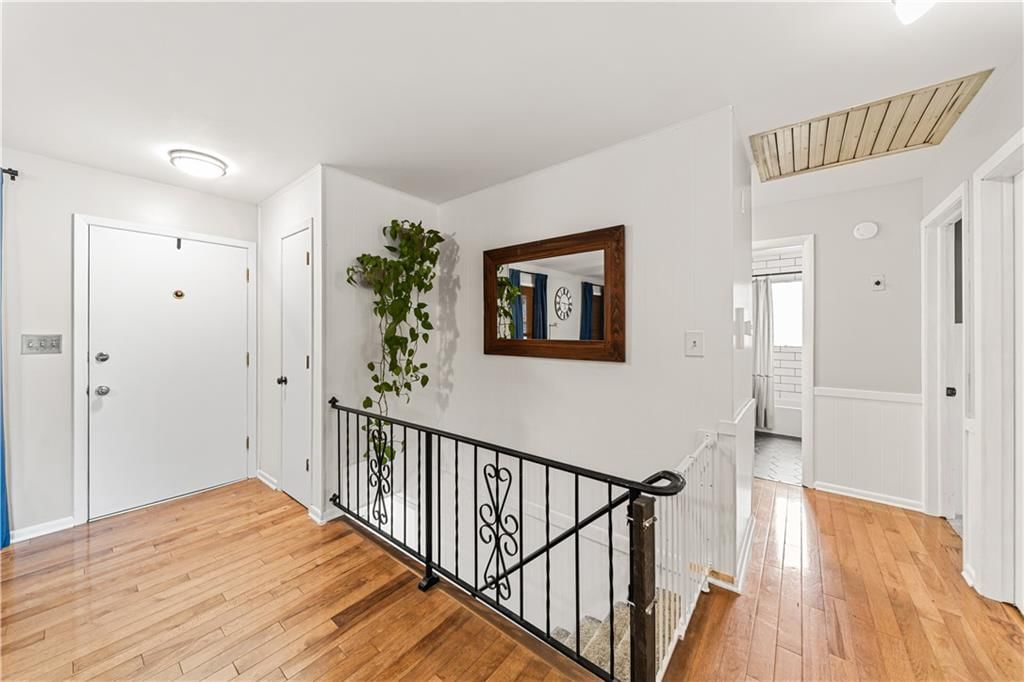 5216 Bond Street — photo 10