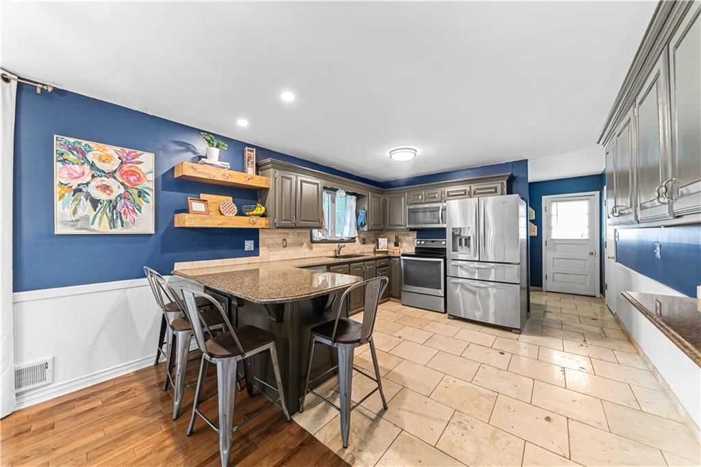 5216 Bond Street — photo 13