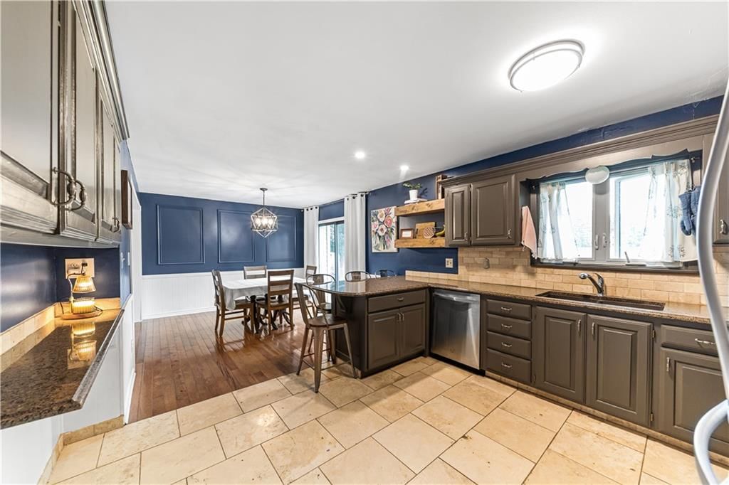 5216 Bond Street — photo 14