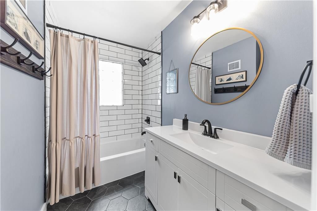 5216 Bond Street — photo 22