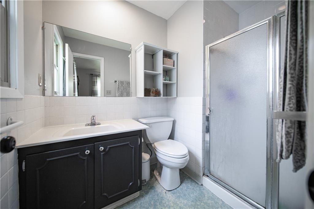 5216 Bond Street — photo 25