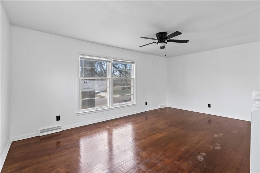 13128 Ashland Avenue — photo 9