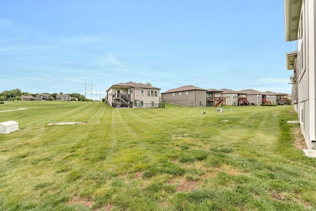 19006 Millview Street — photo 6