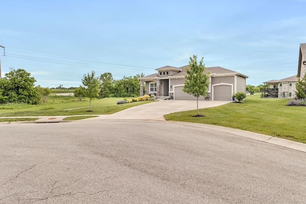 19006 Millview Street — photo 29
