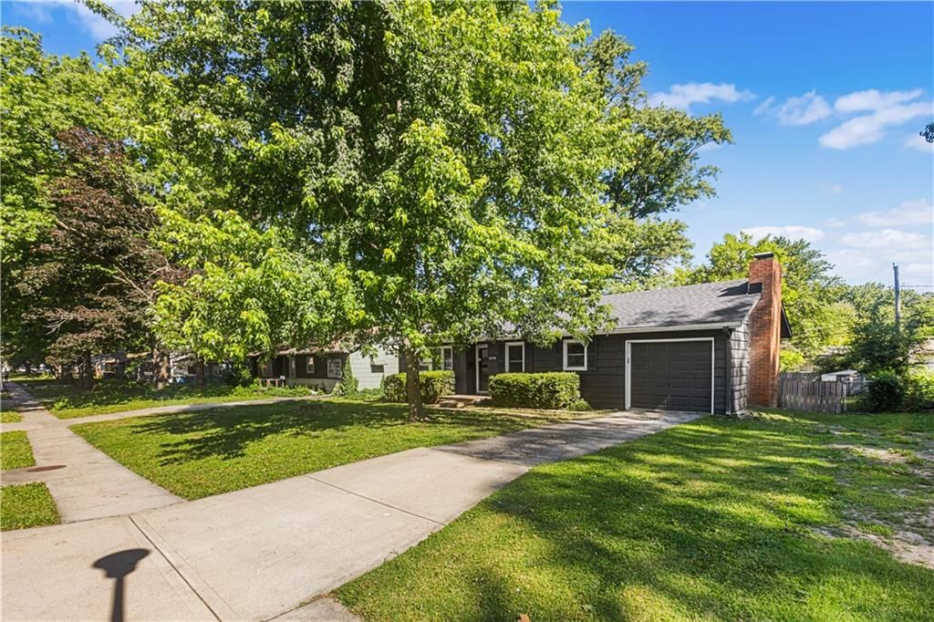 7606 W 66th Terrace — photo 4