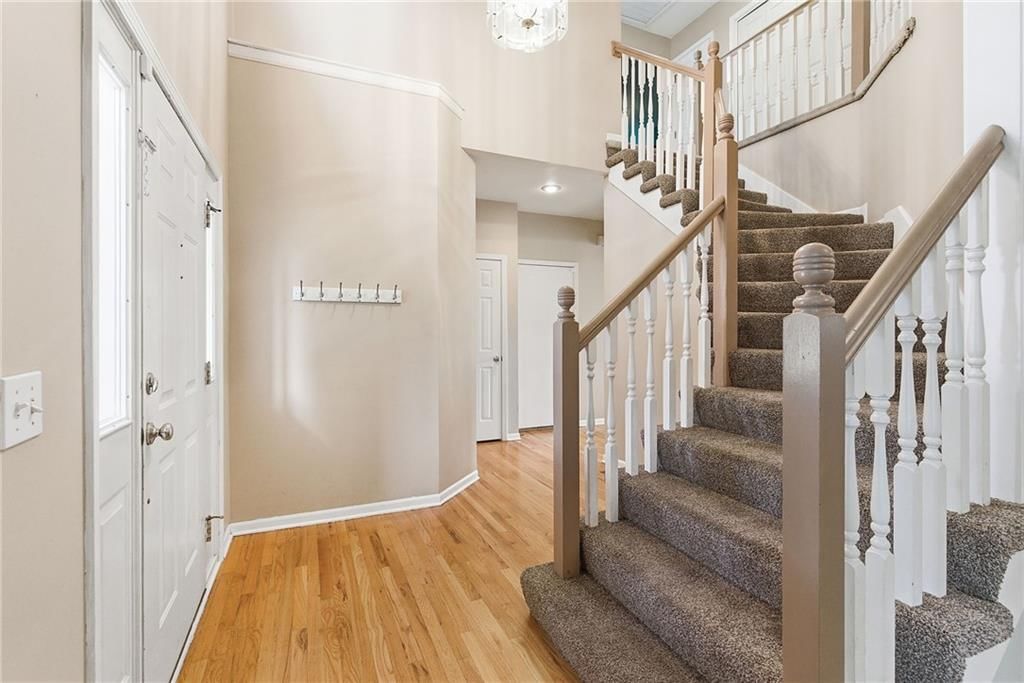 6702 W 156th Terrace — photo 4