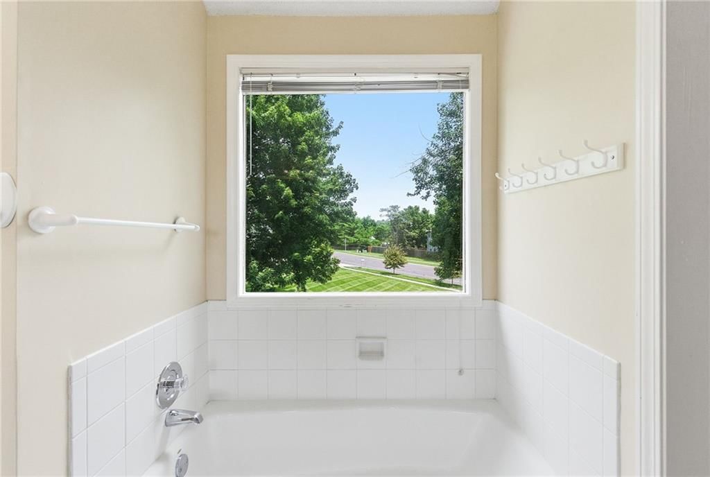 6702 W 156th Terrace — photo 28