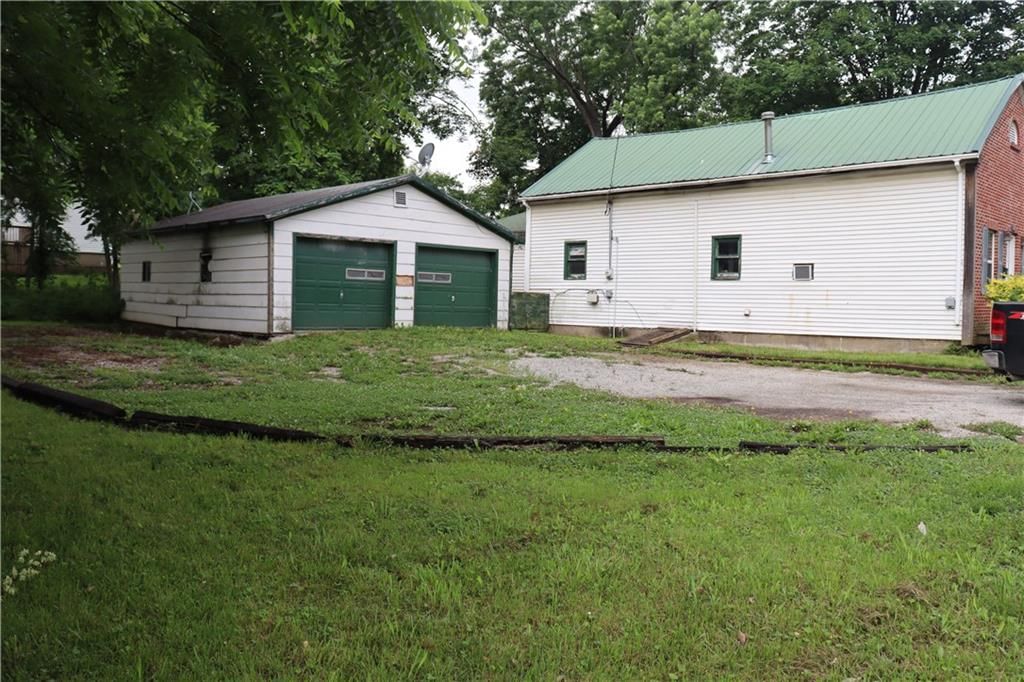 305 West Maple Street — photo 7