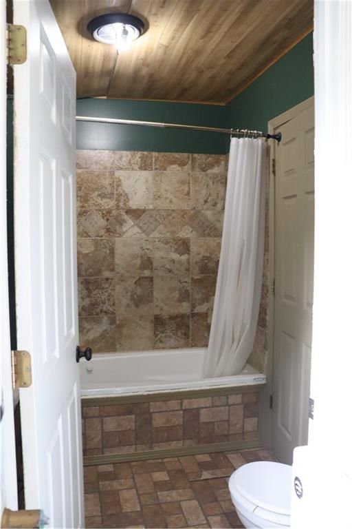 305 West Maple Street — photo 8