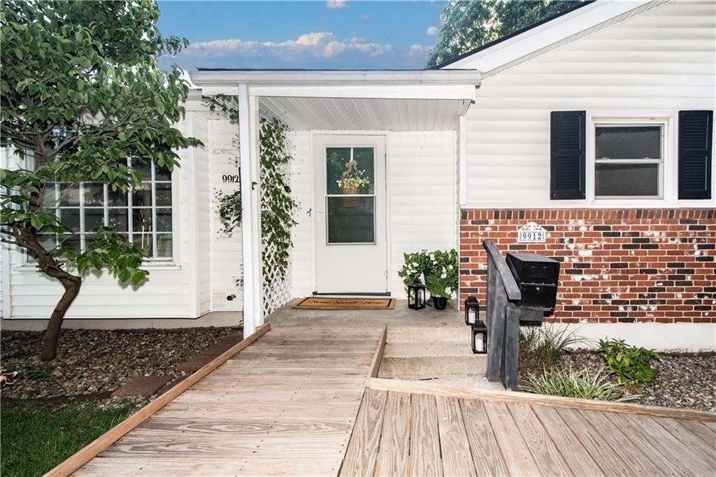 9912 Oakridge Drive — photo 2
