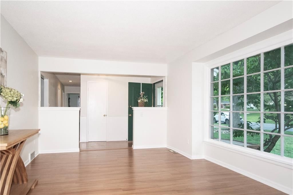 9912 Oakridge Drive — photo 4