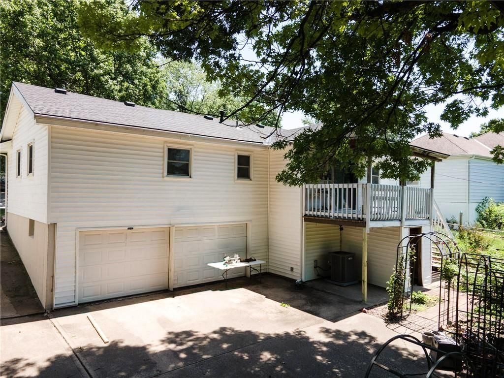 9912 Oakridge Drive — photo 24