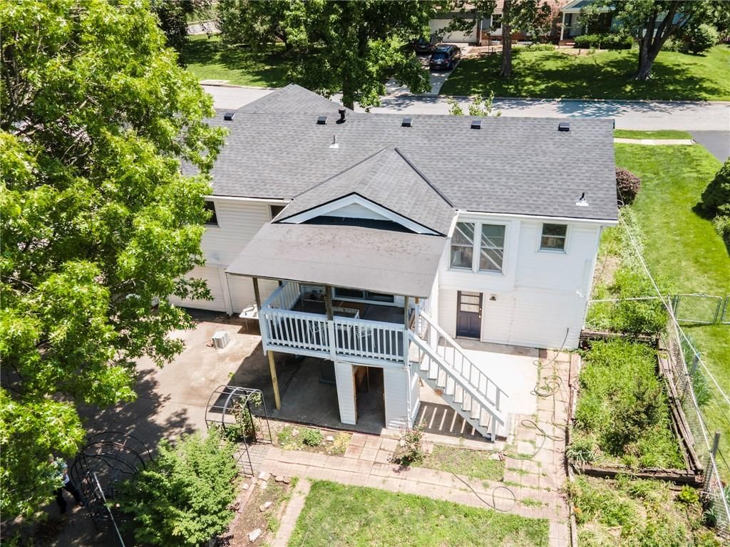 9912 Oakridge Drive — photo 26