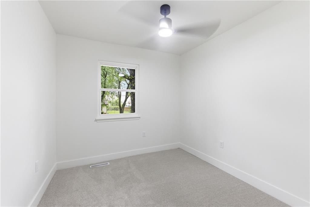 1833 N 75th Drive — photo 20