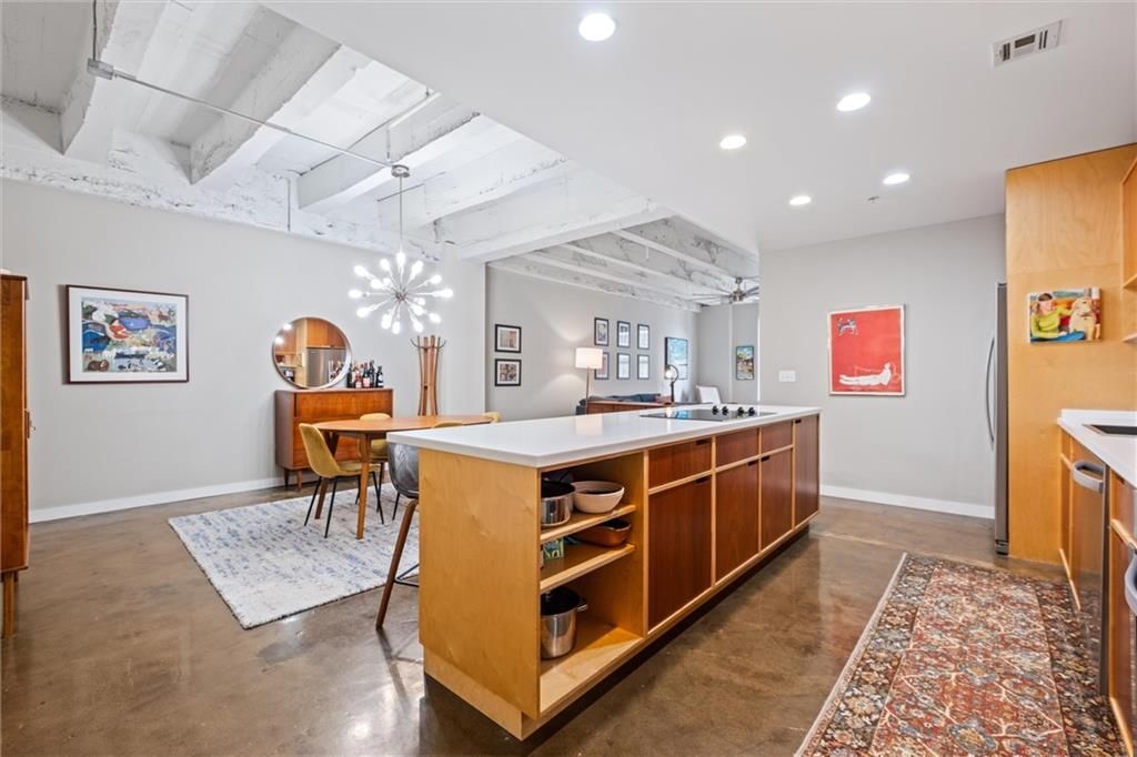 21 W 10th Street — photo 13