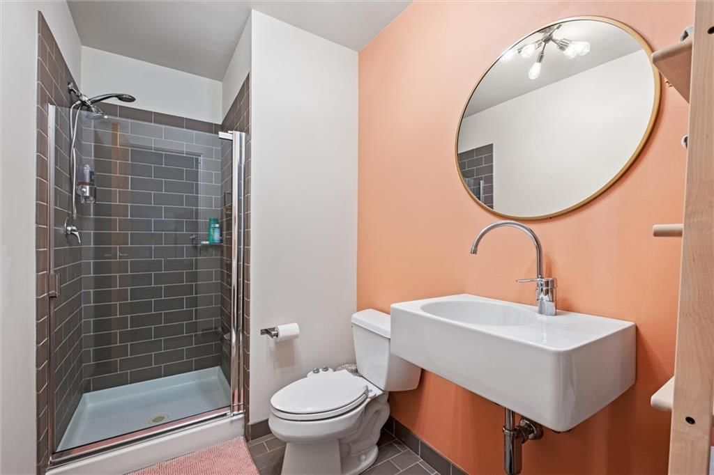 21 W 10th Street — photo 21