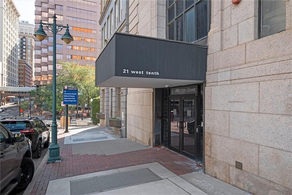 21 W 10th Street — photo 28