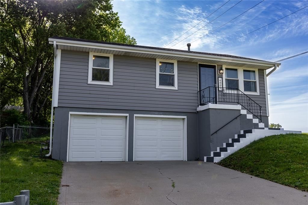 4801 N Bellaire Avenue — photo 2