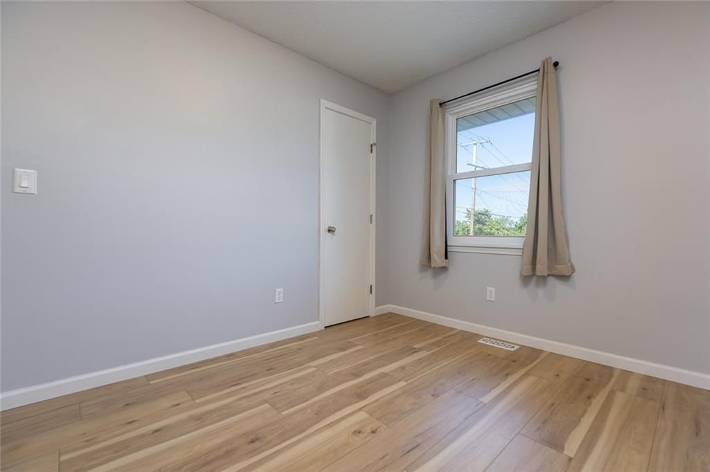 4801 N Bellaire Avenue — photo 11