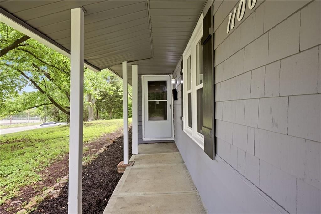 11008 Grandview Road — photo 4