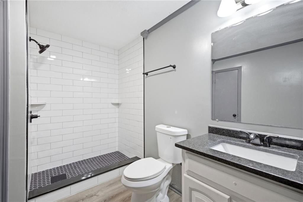 11008 Grandview Road — photo 32
