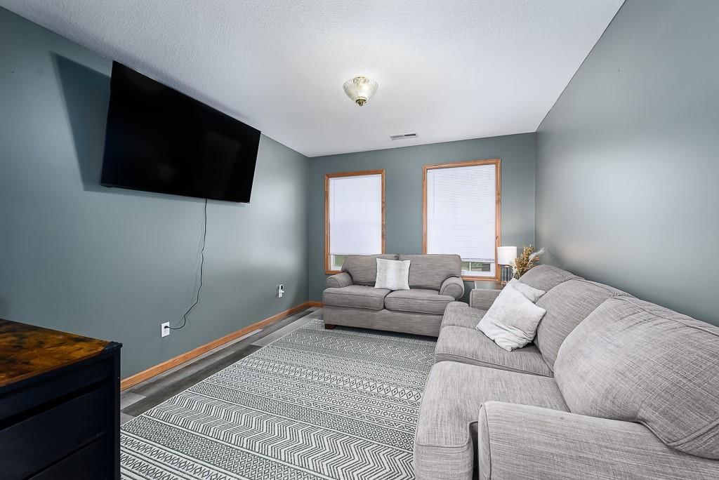 614 Myers Drive — photo 11