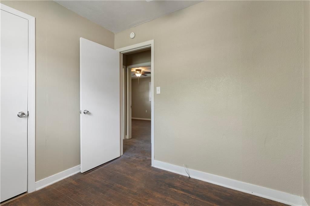 9714 DONNELLY Avenue — photo 16