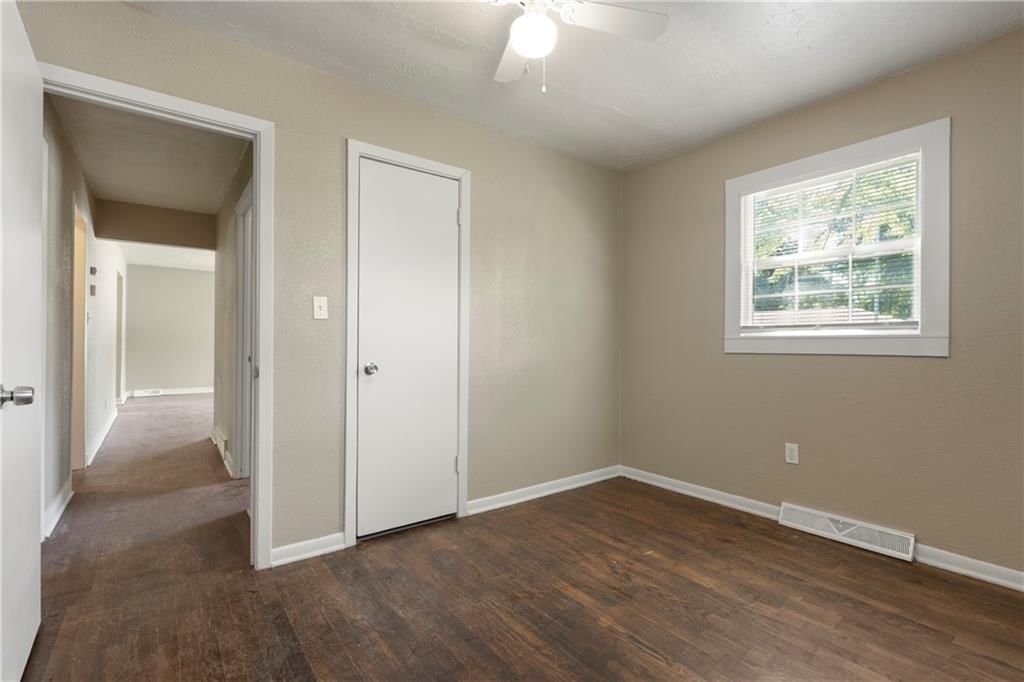 9714 DONNELLY Avenue — photo 18