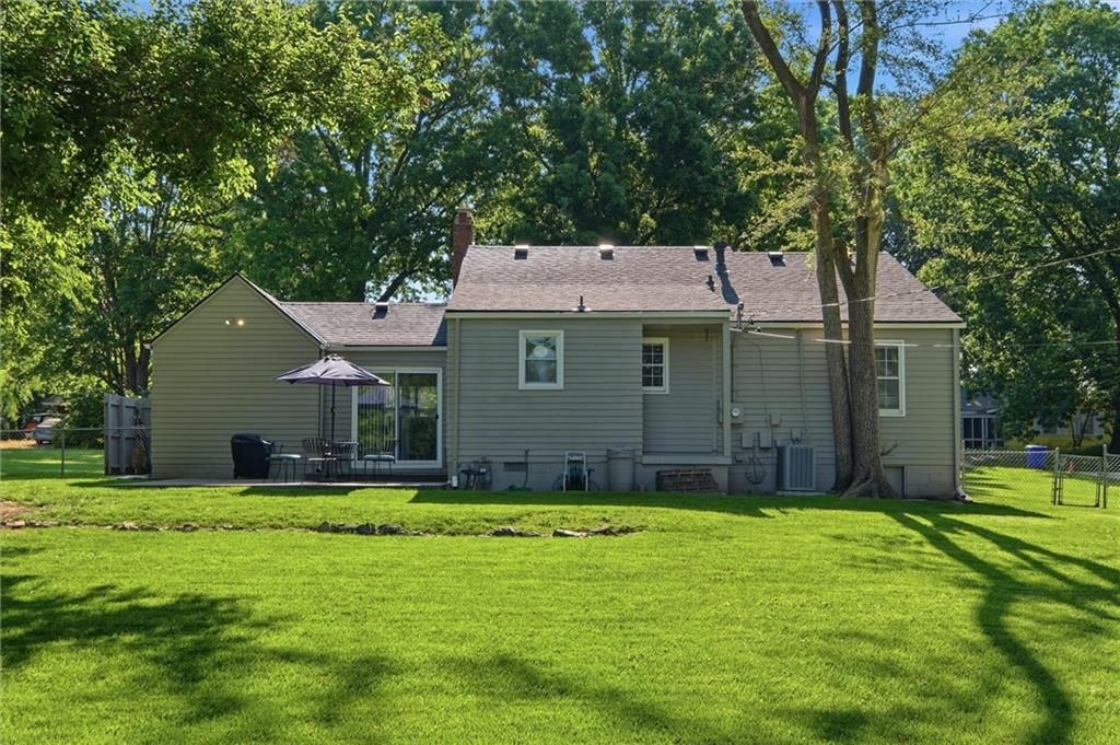 8408 Riley Street — photo 26