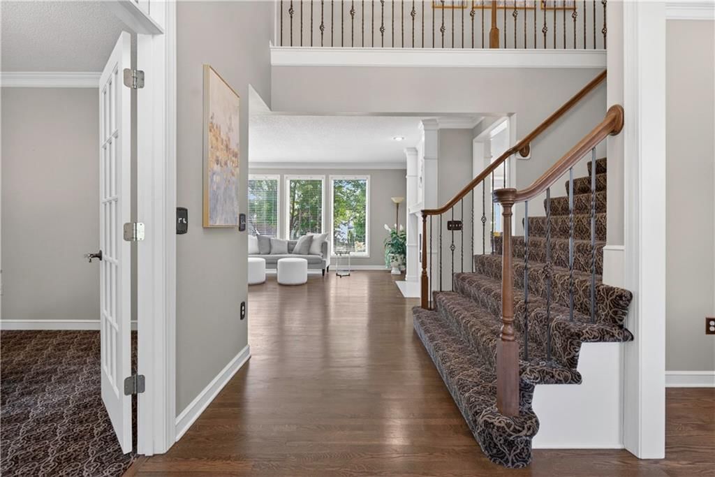 17413 W 84 Street — photo 2
