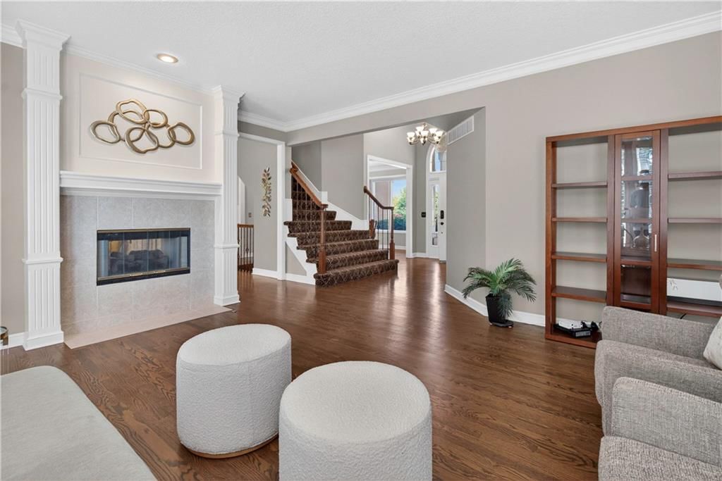 17413 W 84 Street — photo 8