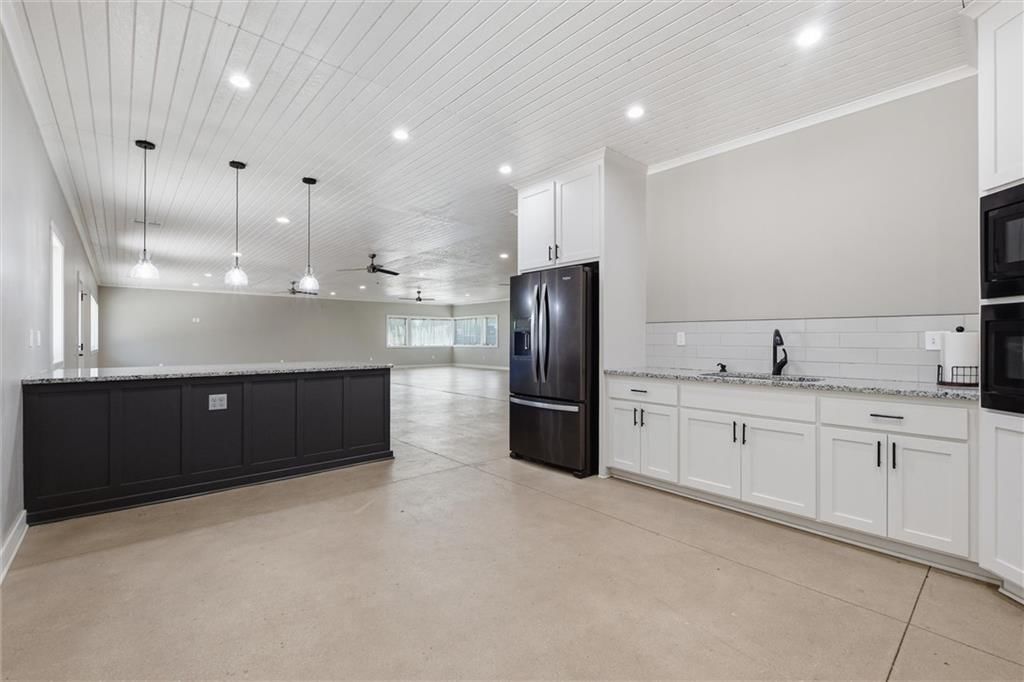 15586 Cedar Lane — photo 54